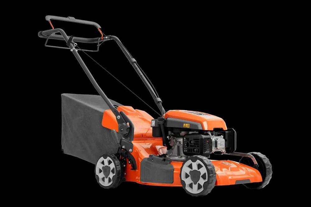 Benzinli gazonokosilka Husqvarna LC 151S бензиновая газонокосилка