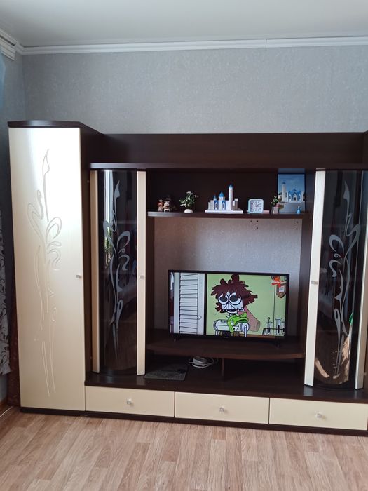 Продам квартиру 2, второй этаж