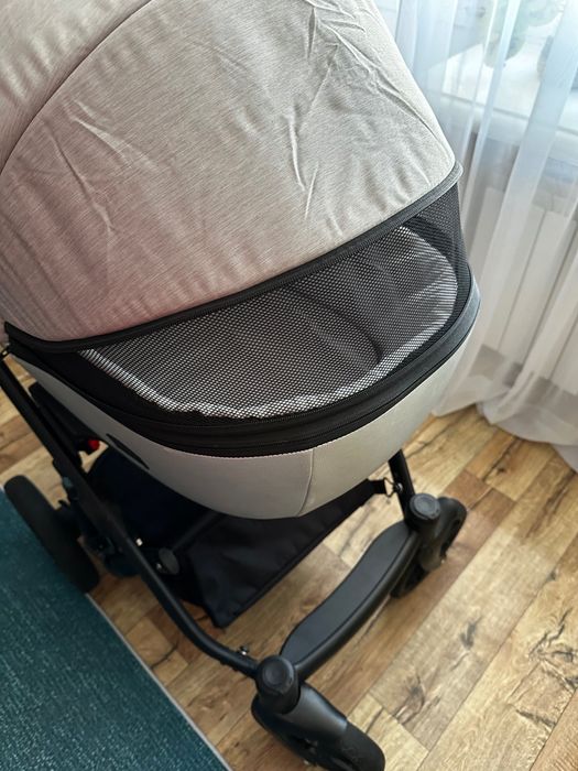 Продам Коляска 2 в 1