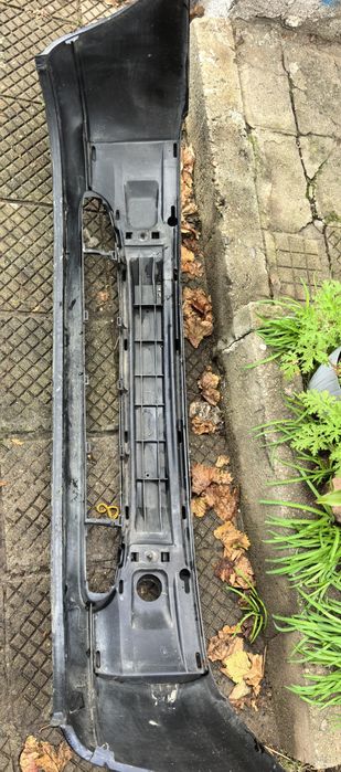 Предна/задна броня Форд Фиеста 98г.