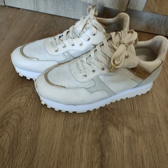 Оригинални дамски сникърси