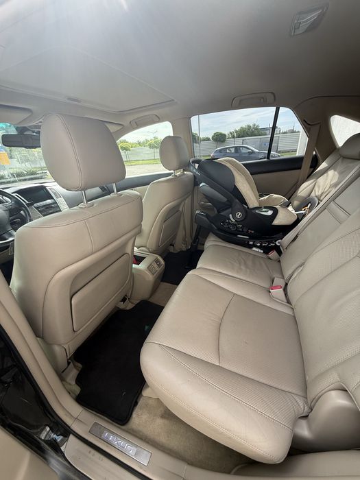 Lexus RX 400h proprietar de 7 ani