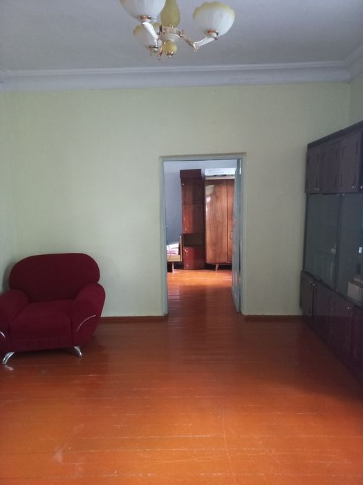 Дом продаётся 5 комнат