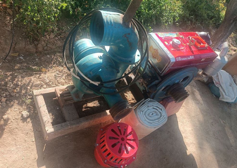 200 talik suv nasos holat yangi ishlamagan 
3 metrlik goʻfra ar