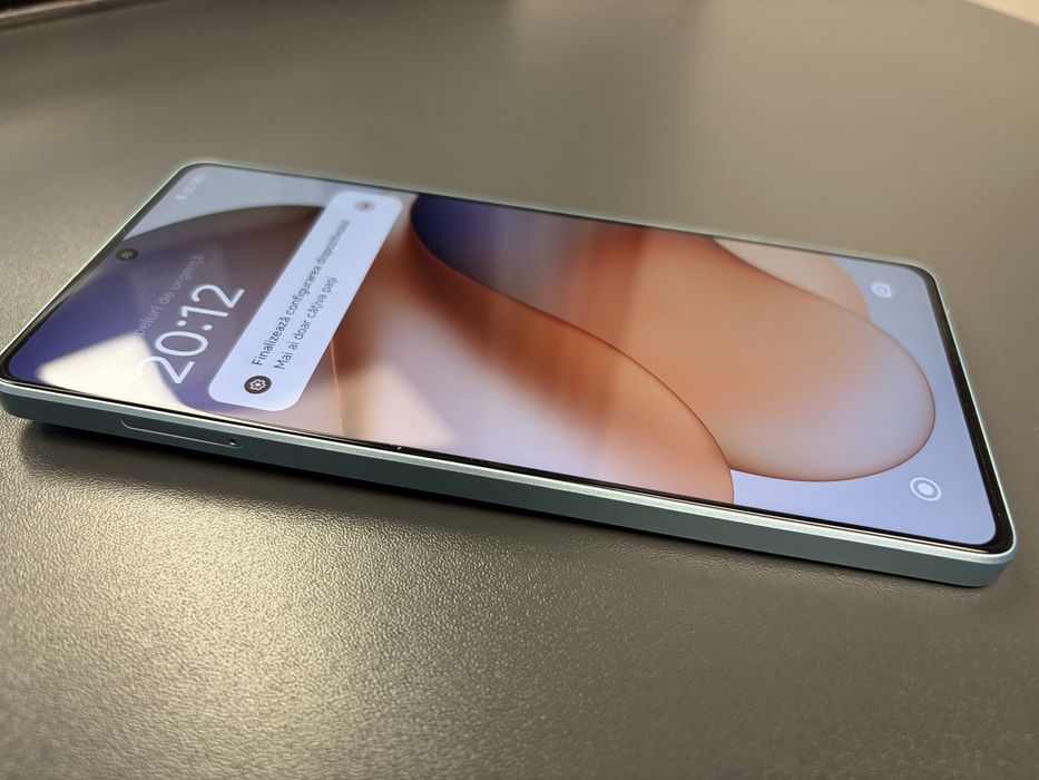 Redmi Note 13 5G ( 256 stocare, 8+ 4 g ram )