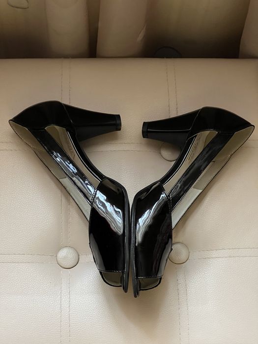 Pantofi de gala, marimea 39