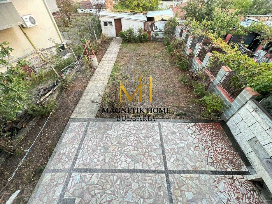 Дава се под наем Къща в Бургас, Ветрен - 300 кв.м за 765 € - Снимка #23