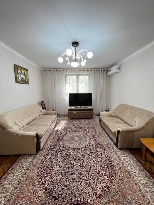 3 комн квартира в аренду. ЦУМ, Чимкентская