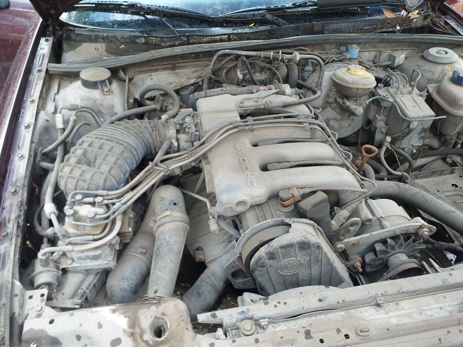 Ауди 80 2.0 16V 137 коня DOHC Audi 80 на части