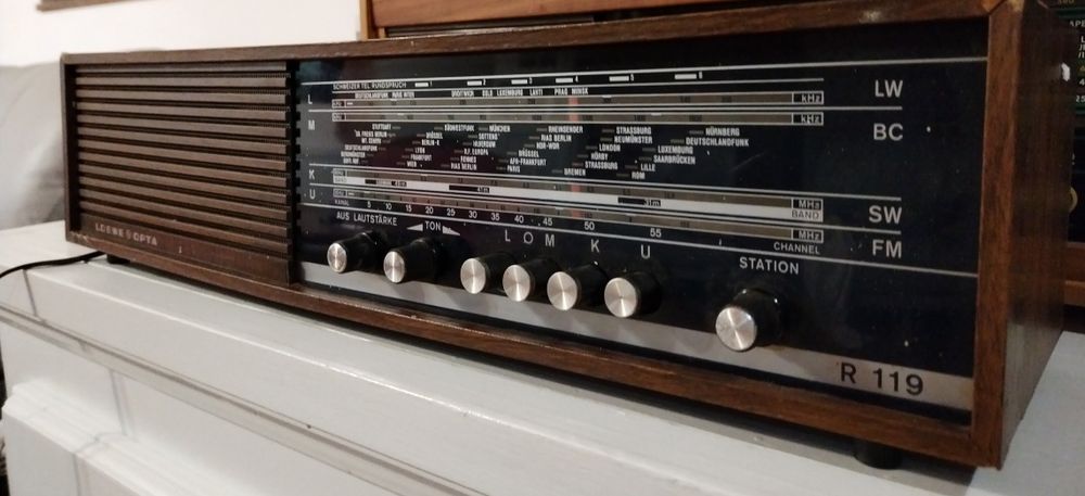 Radio LOEWE OPTA retro