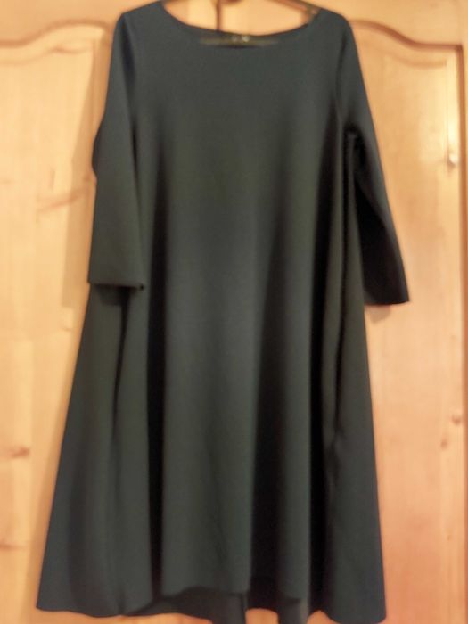 Продавам  дамска рокля