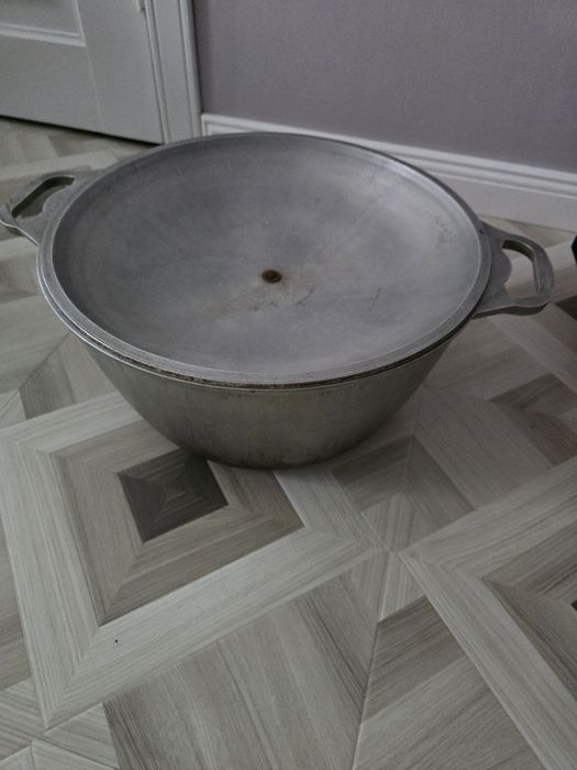 Продам большой  казан