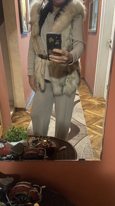 Елек-естествена кожа сребърна лисица