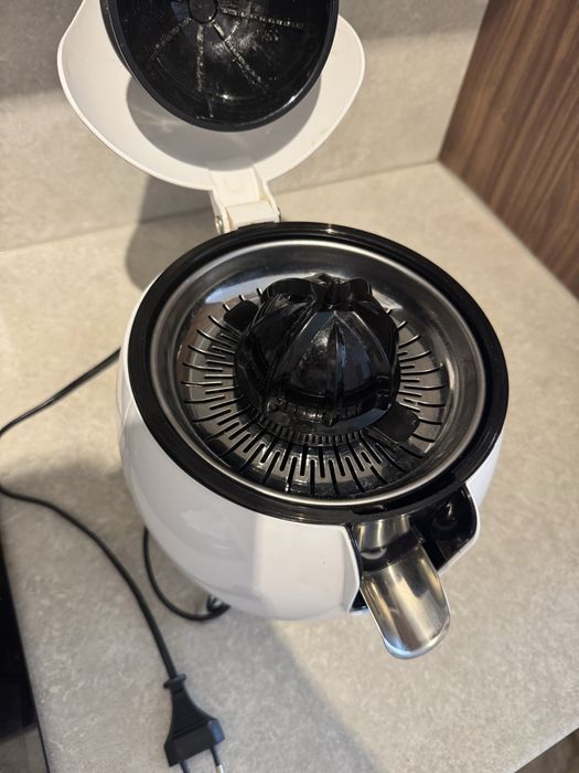 Сокоизстисквачка Adler