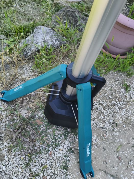 2026 - Makita ML 014G / XGT / 40 V - Мощна светлинна кула 15000 Lm