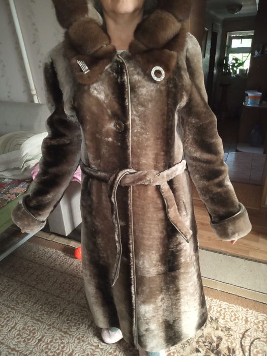Продам новую шубу