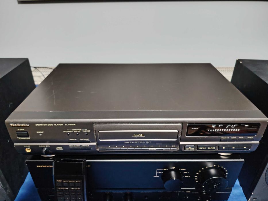TECHNIS SL-PG590 Compact Disc Player CD player cu telecomanda Technis.