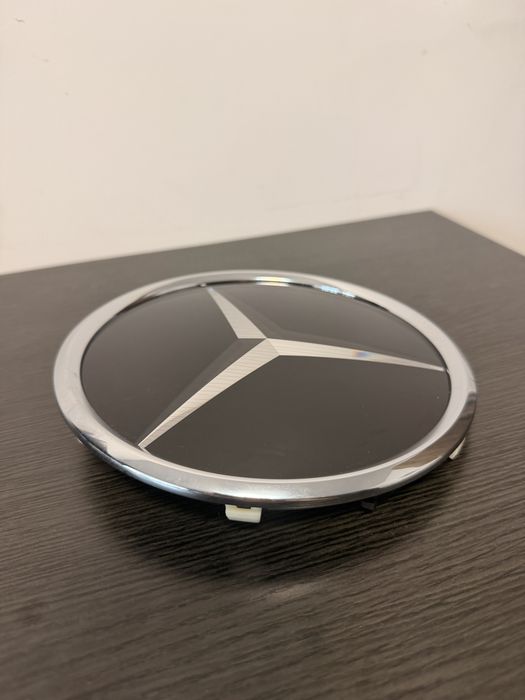 Emblema Distronic Mercedes E W213 originală - cod A000 888 00 00 (NOUĂ)
