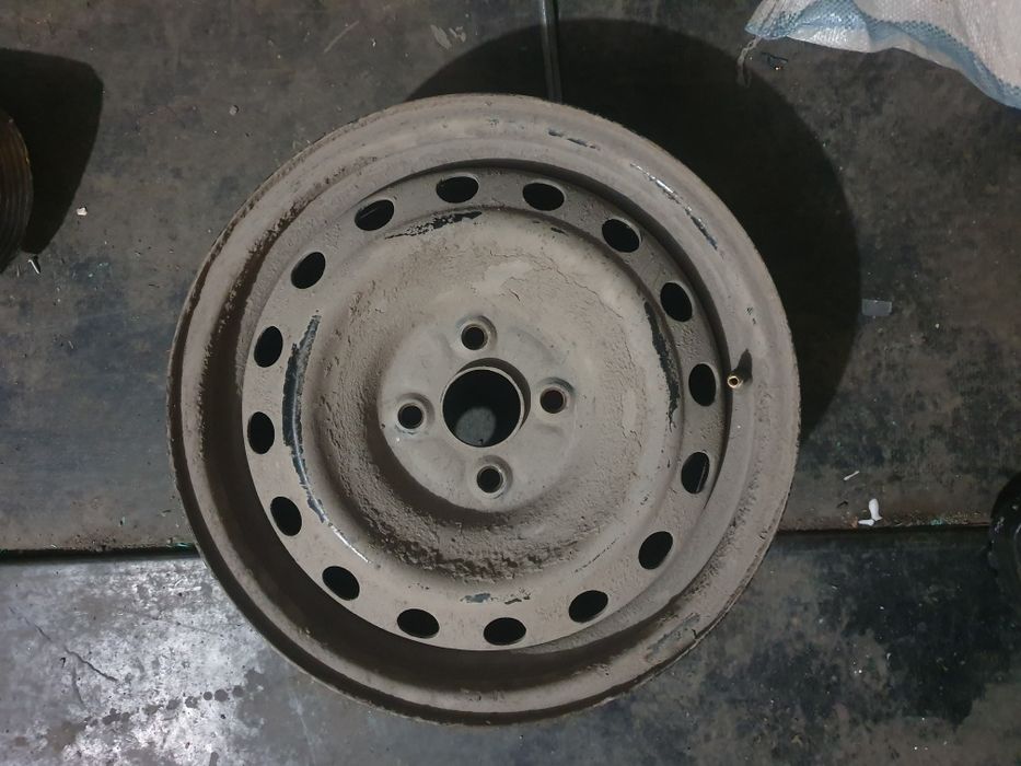 Диски железные тойота