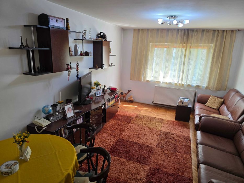 Apartament spațios cu 3 camere, 72mp util, ultracentral – Calea Dumbrăvii / Dioda, Sibiu