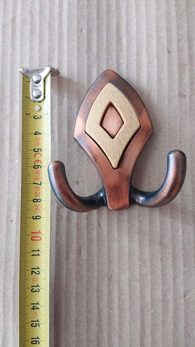 Стара и нови закачалки .