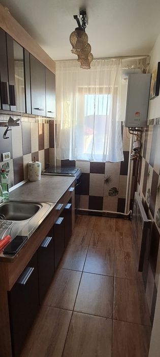 Închiriez apartament 2 camera