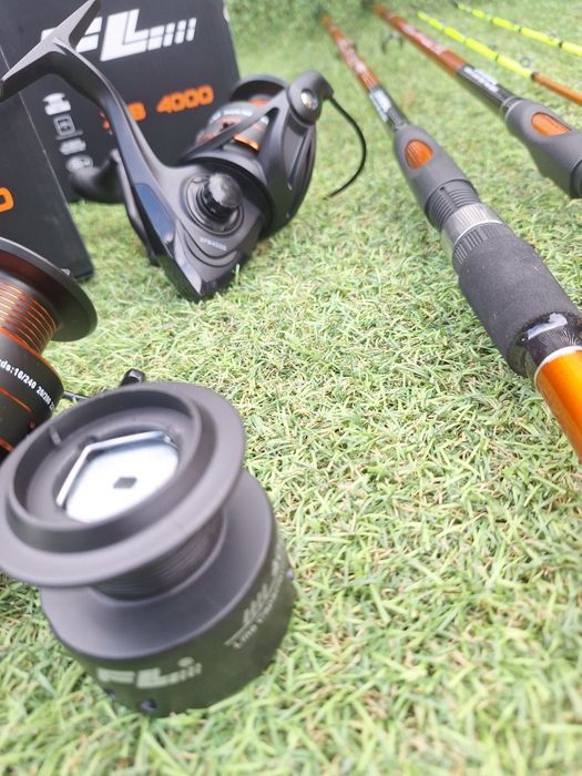 SET 4 Lansete Feeder 2.4 m PRO FL Aqua River 280 gr + 4 Pro Fl XFB4000