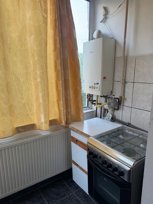 Inchiriez apartament 2 camere deconandat  Micalaca strada Milova