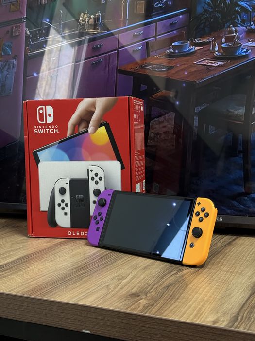 Не прошитая Nintendo Switch Oled Kaspi 0-0-12, Red