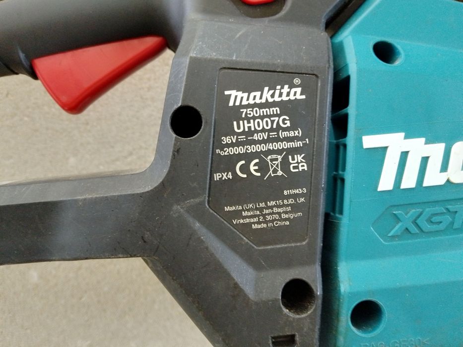 Vând sau schimb! Foarfeca tuns gard viu Makita UH007