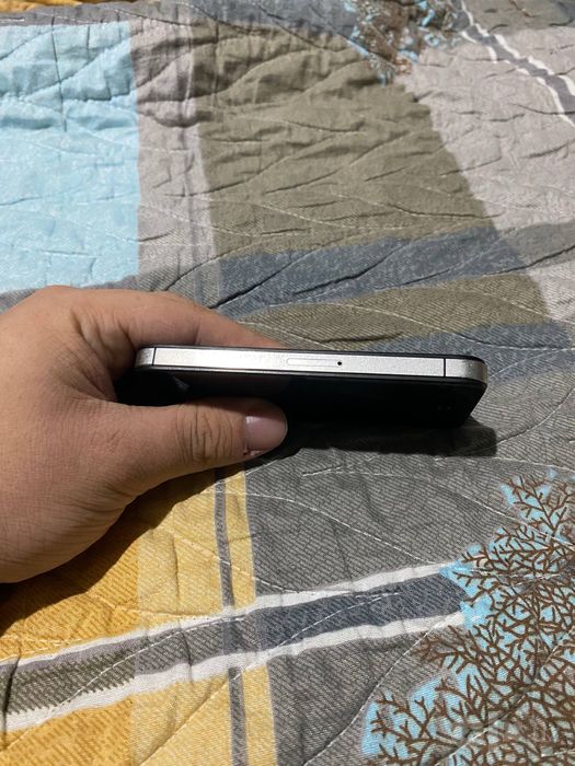 Iphone 4 S holati zor
