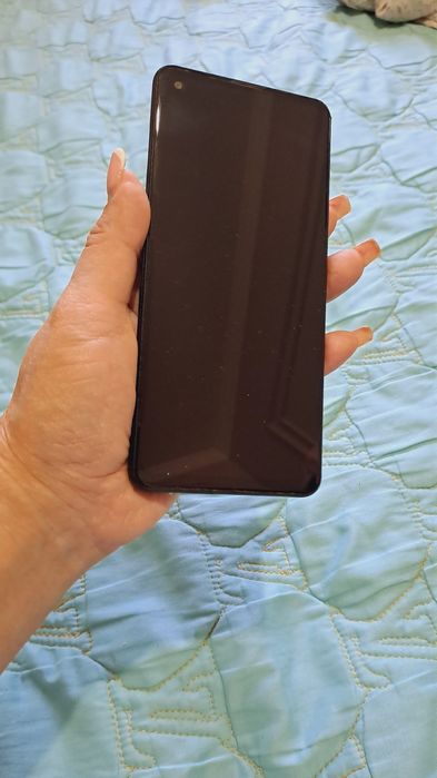 Продам  Samsung A21S в хорошем состоянии
