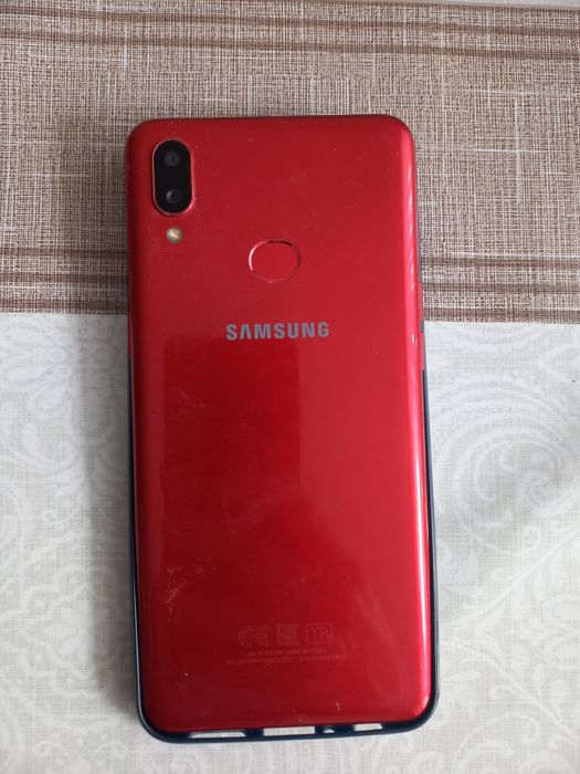 Самсунг а10s    .