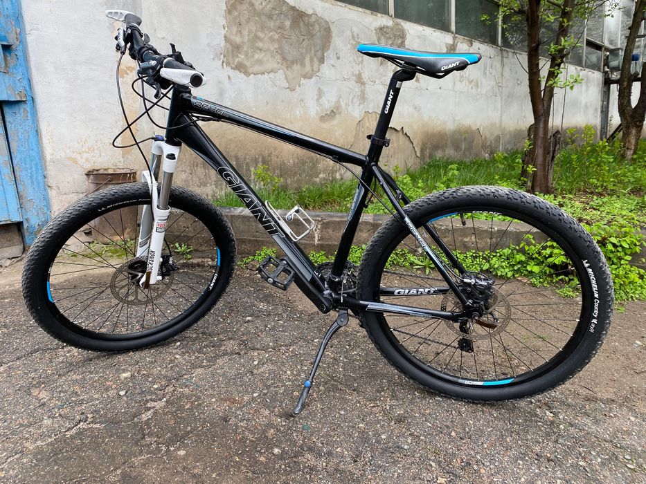 Горный велосипед Giant revel 0 ltd