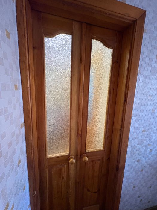 Продам комплект дверей