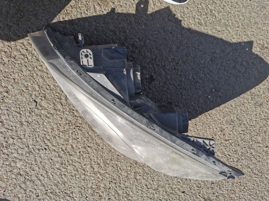 Фара левая kia ceed 2011