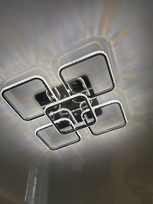 Потолочная люстра