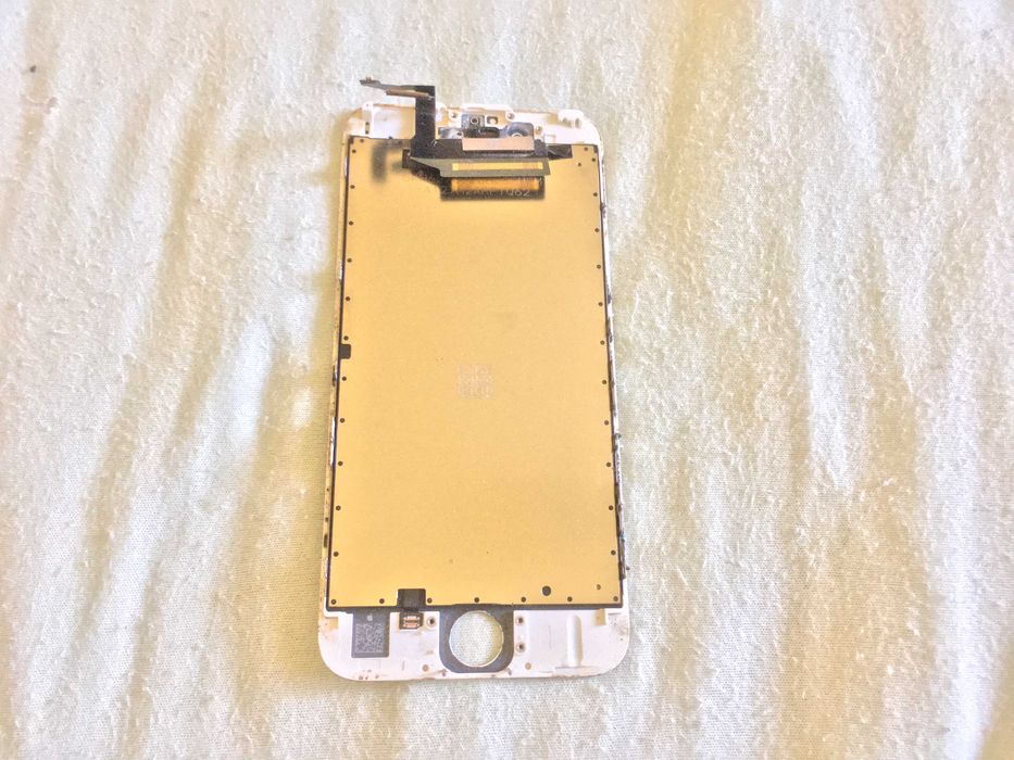 ecran iphone 6s alb, putin fisurat, display si touchscreen functionale