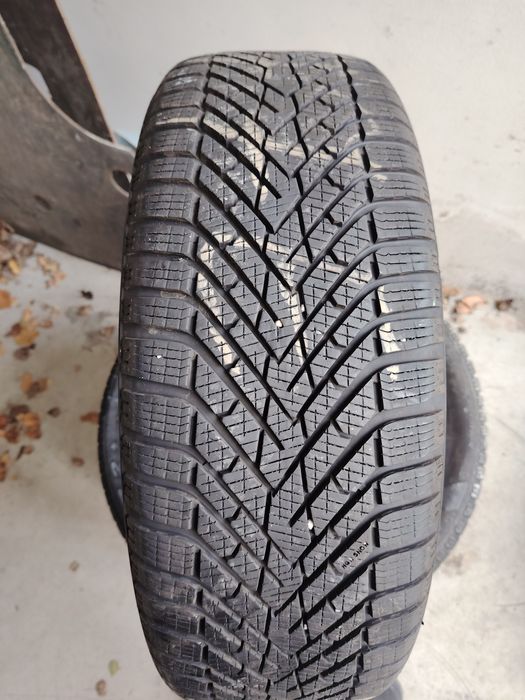 Anvelope 205x65x17 , 2024 Pirelli impecabile