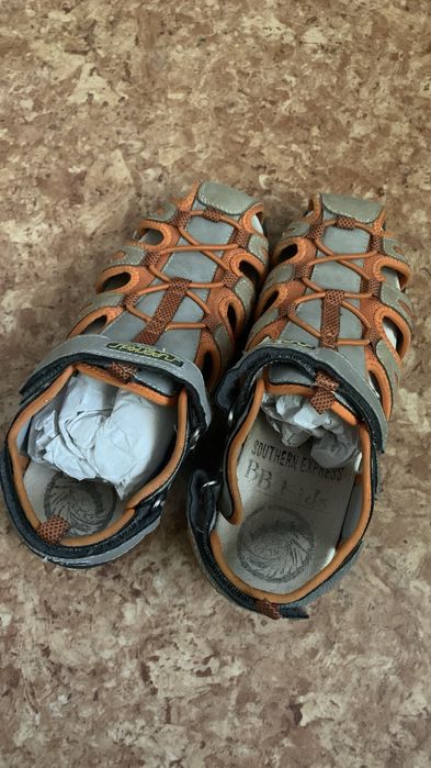 Продам сандали, босоножки