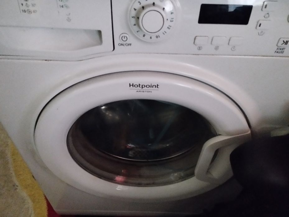 Mașină spălat rufe ariston
