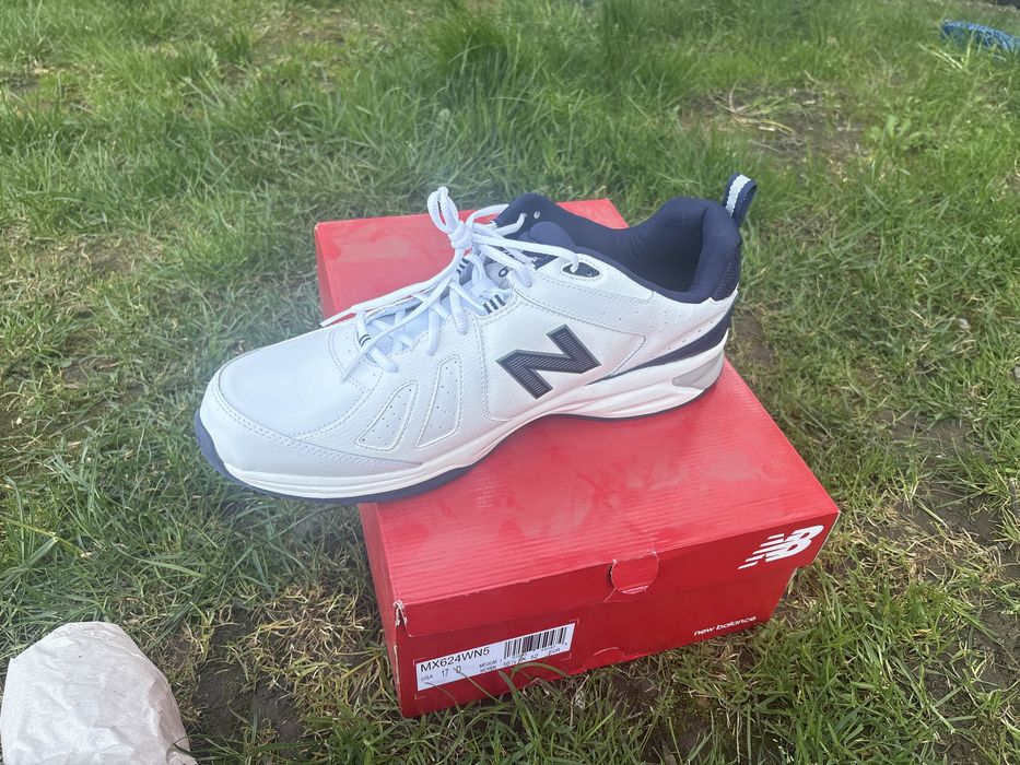Adidasi  noi new balance