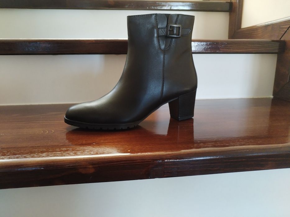 Женская обувь полусапожки