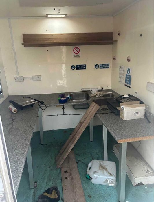 Каравана за бързо хранене