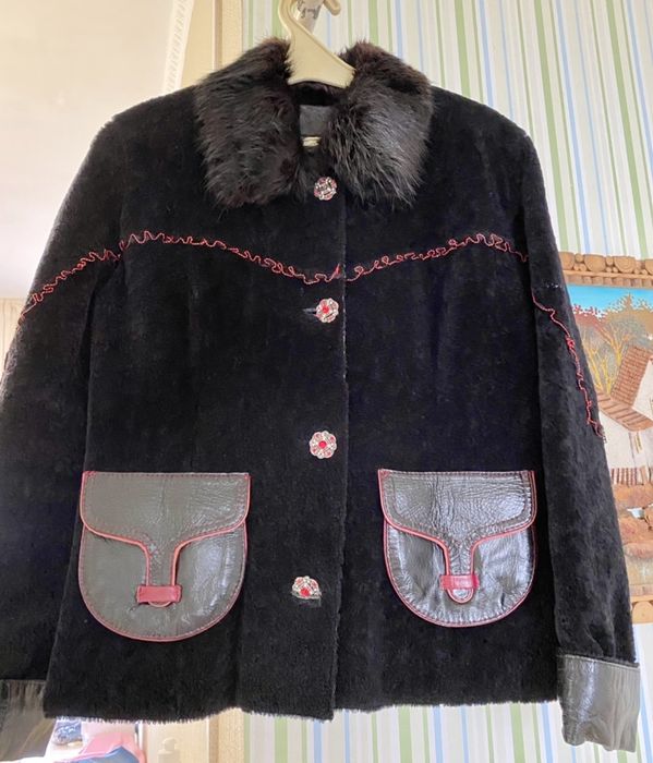 Продам цигейковую шубу