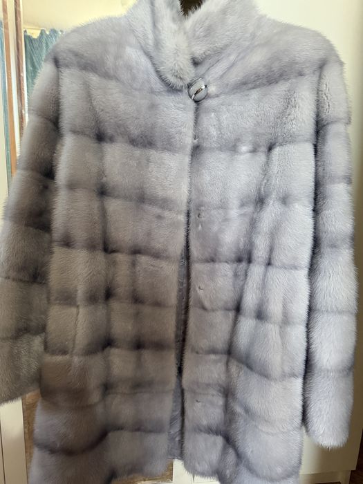 Шуба голубая норка