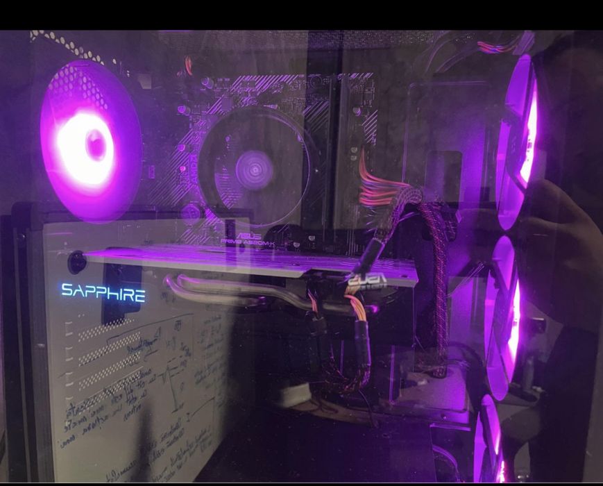 Vand placa video 4gb sapshire este pe pc meu pusa vreau sa fac uprgrade