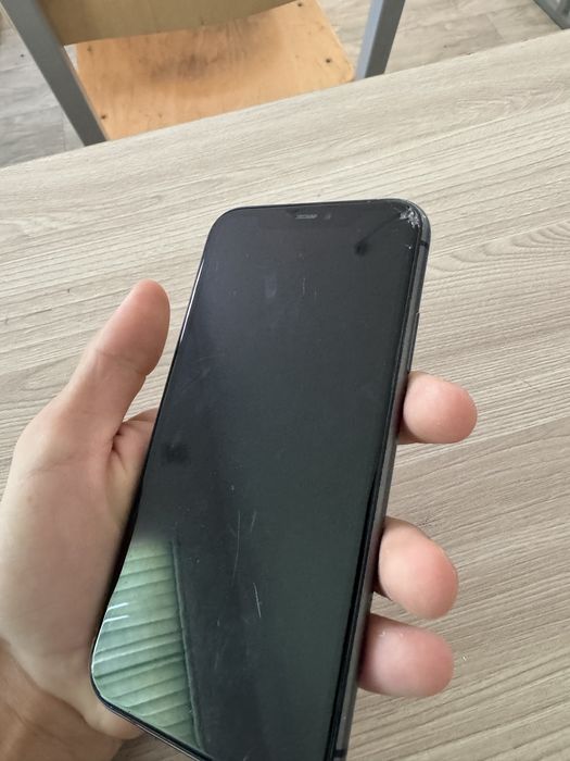 Iphone 11 еш жері ауыспаған