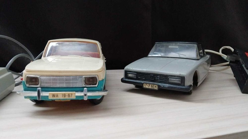 Стари играчки WARTBURG 353 DDR GDR PIKO ANKER 1/15 Lada ссср