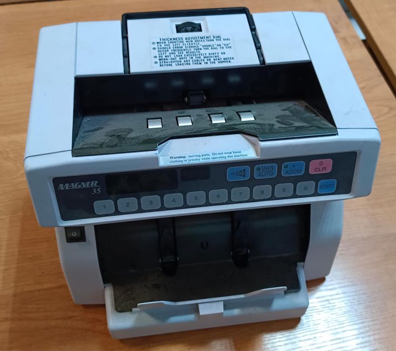 Счетчик банкнот MAGNER 35